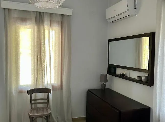 Aura House - Serene And Breezy Under Pines شقة