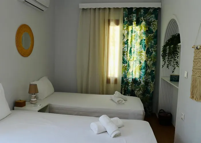 Aura House - Serene And Breezy Under Pines Appartement