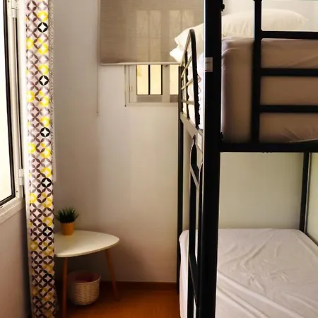 Apartment Aura House - Serene And Breezy Under Pines Kalipadhon